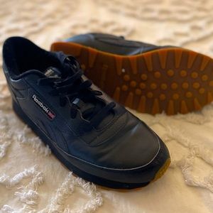 Black Reebok classics